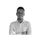 Ads & E-mail Specialist